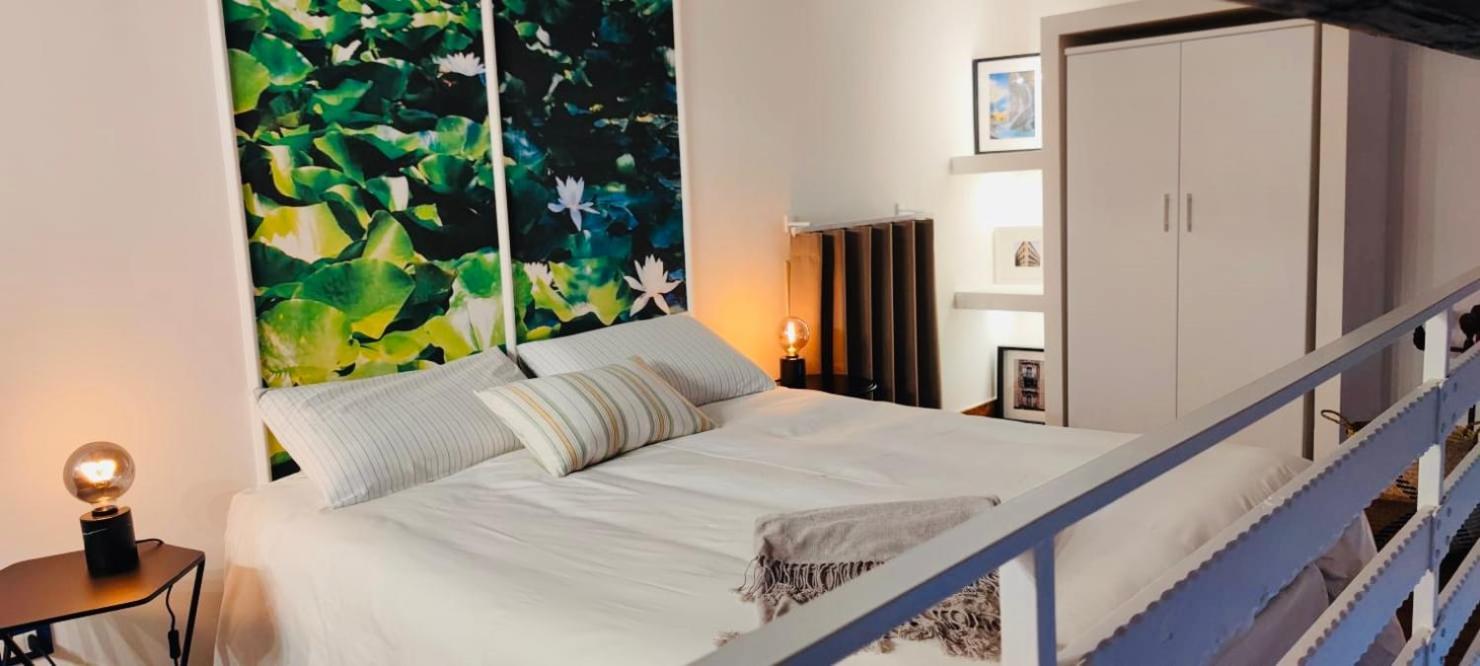 Lavica Di Mezzo Apartments Catania Eksteriør billede